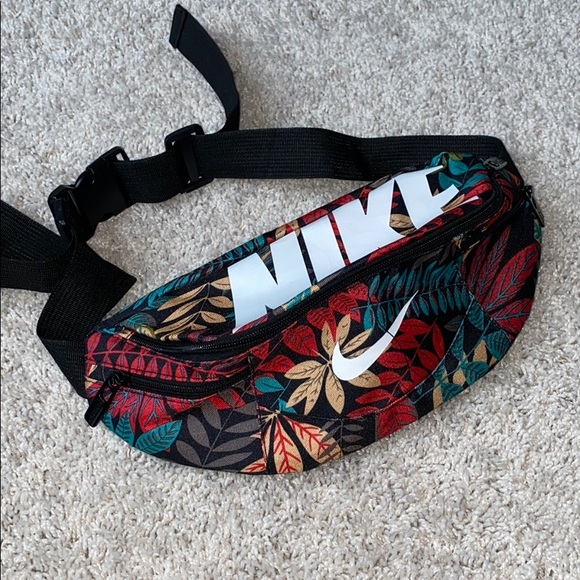 Nike Handbags - Nike tropical print fanny pack NWOT